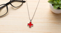 5 Best Medical Alert Necklaces for Seniors in 2026